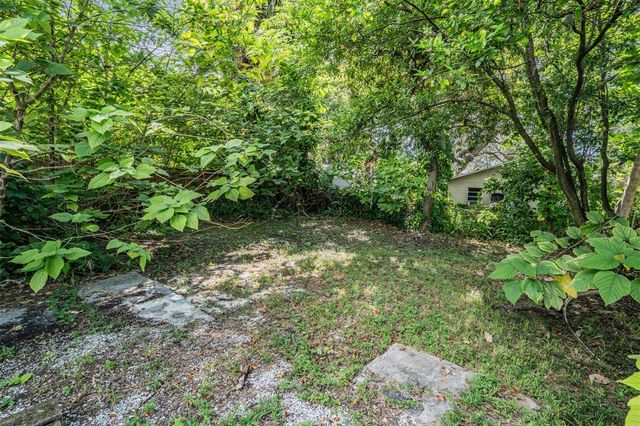 8210 N 10TH STREET, Tampa, FL 33604