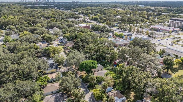 8210 N 10TH STREET, Tampa, FL 33604