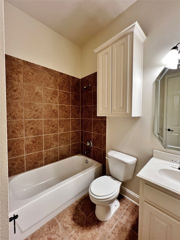 5808 La Vista Drive, Dallas, TX 75206