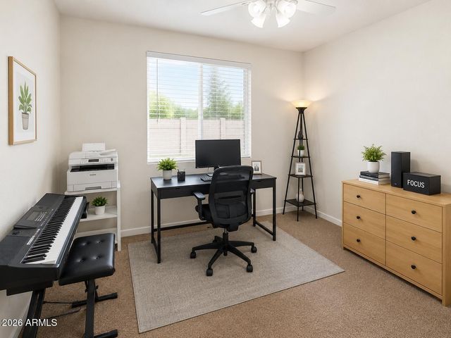 5011 S CARLYLE Drive, Gilbert, AZ 85298