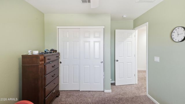 5011 S CARLYLE Drive, Gilbert, AZ 85298