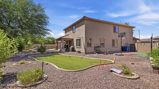 5011 S CARLYLE Drive, Gilbert, AZ 85298
