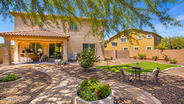 5011 S CARLYLE Drive, Gilbert, AZ 85298