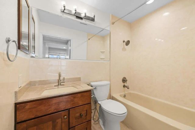 6767 Friars Road 137, San Diego, CA 92108