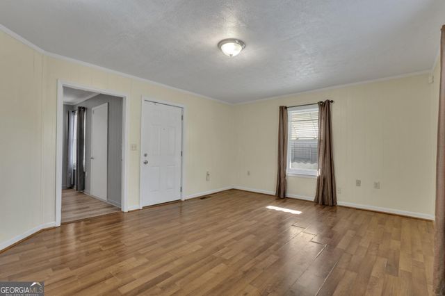 200 Peachtree Street, Lagrange, GA 30240