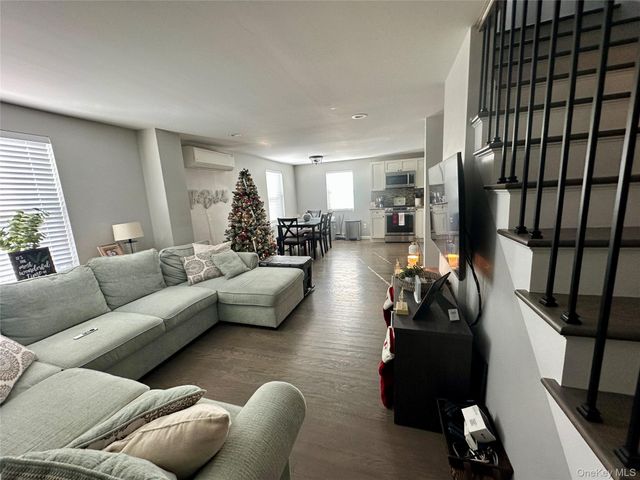 1101 Route 17, Southfields, NY 10975