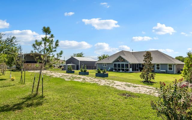 296 Hidden Meadow Trail, Leonard, TX 75452