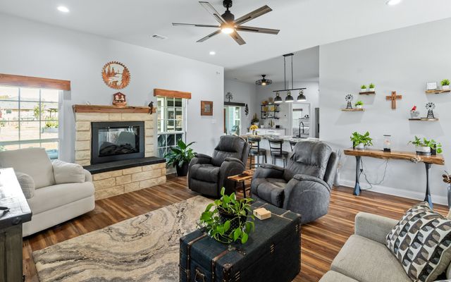 296 Hidden Meadow Trail, Leonard, TX 75452