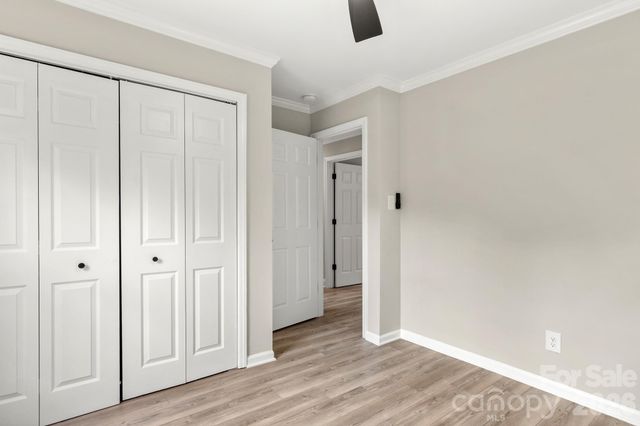309 Catawba Circle N, Matthews, NC 28104