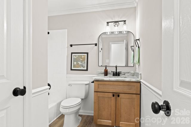 309 Catawba Circle N, Matthews, NC 28104