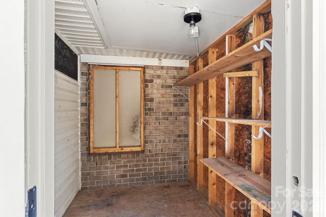 309 Catawba Circle N, Matthews, NC 28104