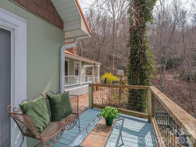 897 Dark Ridge Road, Sylva, NC 28779