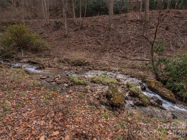 897 Dark Ridge Road, Sylva, NC 28779