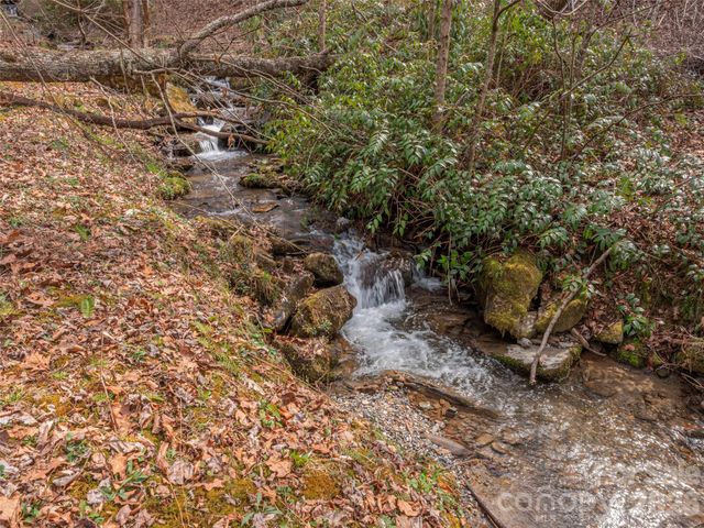 897 Dark Ridge Road, Sylva, NC 28779