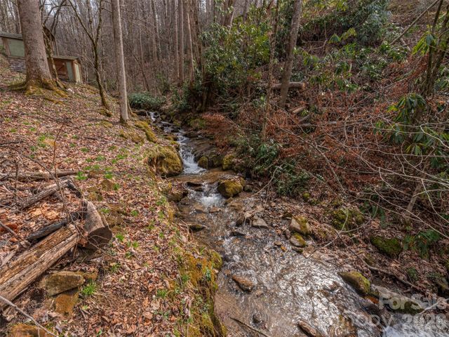 897 Dark Ridge Road, Sylva, NC 28779