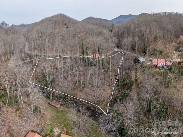 897 Dark Ridge Road, Sylva, NC 28779
