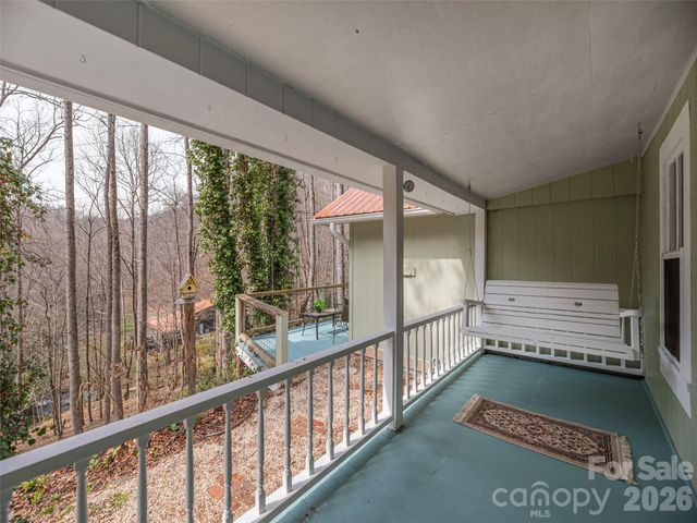 897 Dark Ridge Road, Sylva, NC 28779