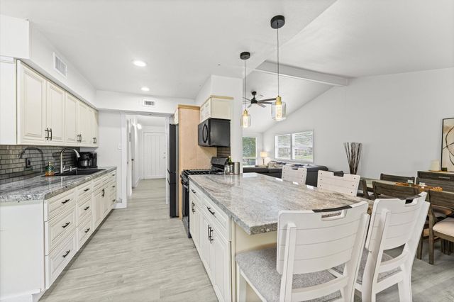8103 Mobud Drive, Houston, TX 77036