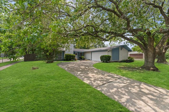 8103 Mobud Drive, Houston, TX 77036