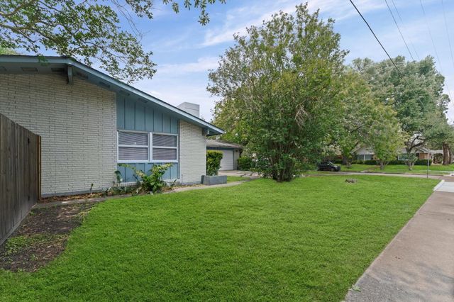 8103 Mobud Drive, Houston, TX 77036