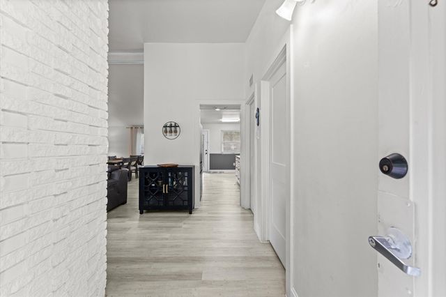 8103 Mobud Drive, Houston, TX 77036