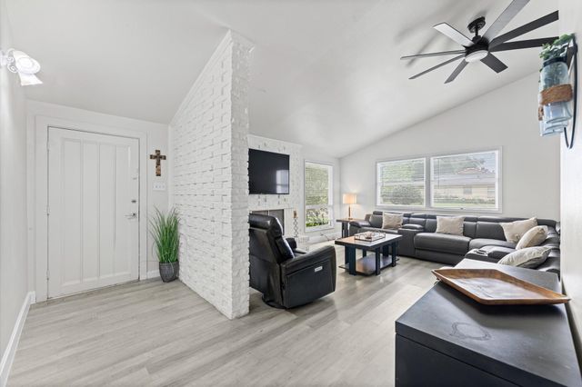 8103 Mobud Drive, Houston, TX 77036