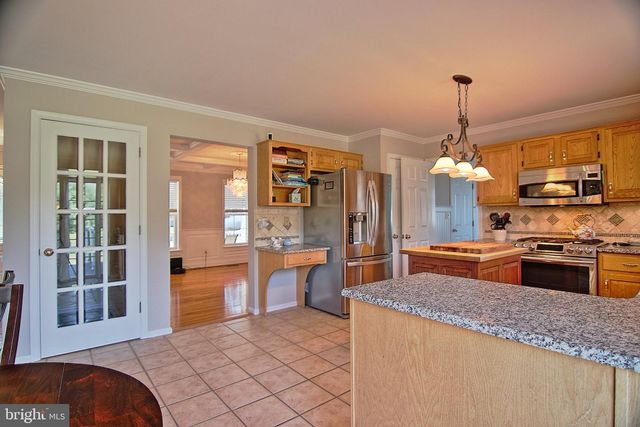 110 WILLOW LN, Gilbertsville, PA 19525