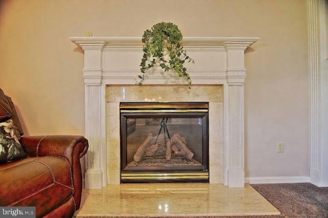 110 WILLOW LN, Gilbertsville, PA 19525