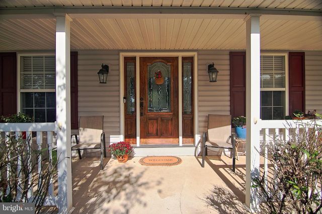 110 WILLOW LN, Gilbertsville, PA 19525