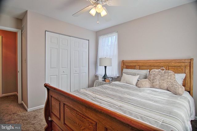 110 WILLOW LN, Gilbertsville, PA 19525