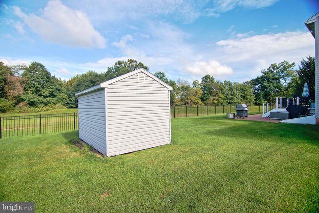 110 WILLOW LN, Gilbertsville, PA 19525