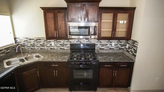 5013 JOE CASTILLO Street, El Paso, TX 79938
