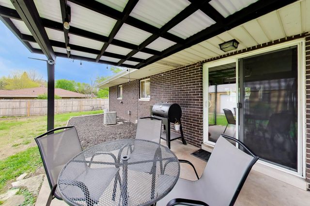 422 Yanke Road, Michigan City, IN 46360