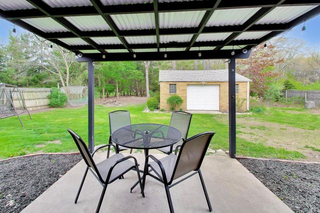 422 Yanke Road, Michigan City, IN 46360