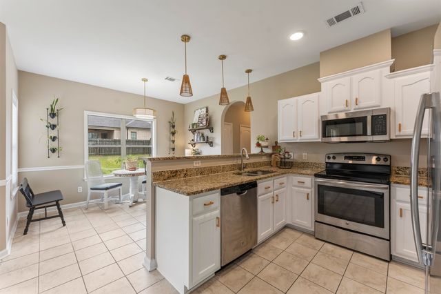 10213 CARLY DR, Lakeland, TN 38002