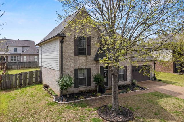 10213 CARLY DR, Lakeland, TN 38002