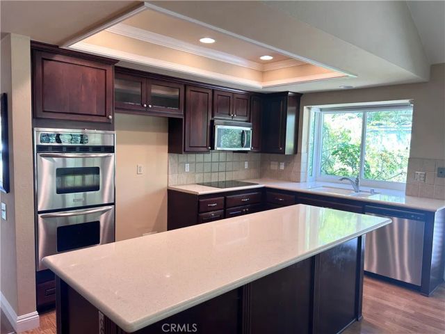 9 Hillgrass, Irvine, CA 92603