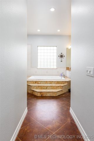 12717 S Chisolm, Caddo, OK 74729