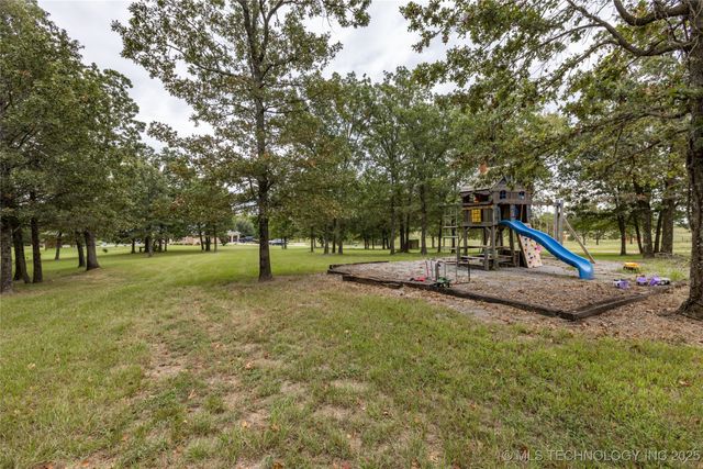 12717 S Chisolm, Caddo, OK 74729