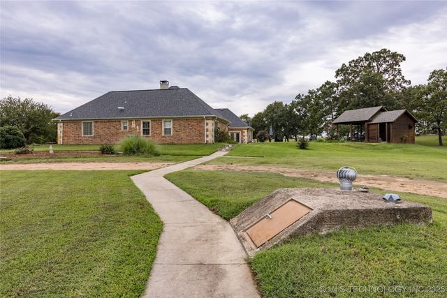 12717 S Chisolm, Caddo, OK 74729