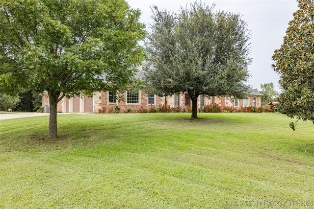 12717 S Chisolm, Caddo, OK 74729