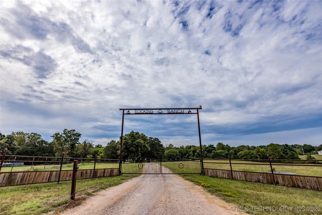 12717 S Chisolm, Caddo, OK 74729