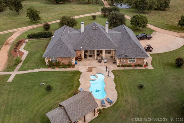 12717 S Chisolm, Caddo, OK 74729