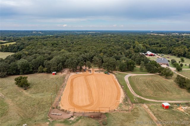 12717 S Chisolm, Caddo, OK 74729