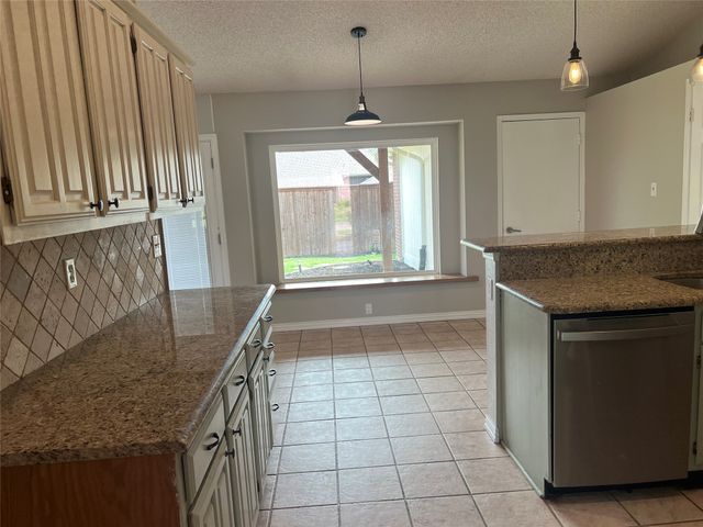4605 Freeman Drive, The Colony, TX 75056