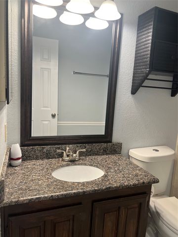 4605 Freeman Drive, The Colony, TX 75056