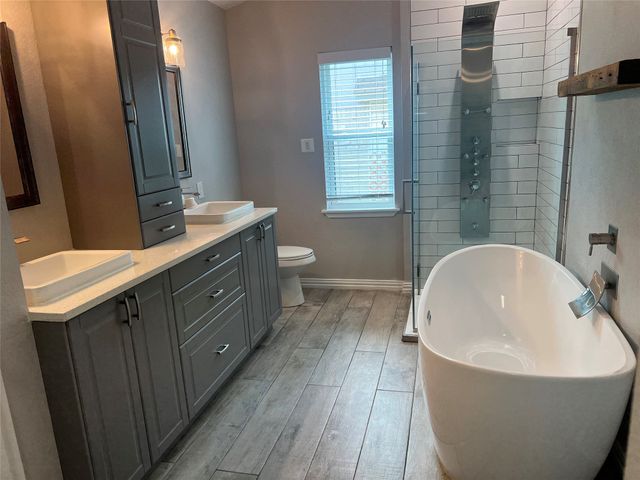 4605 Freeman Drive, The Colony, TX 75056