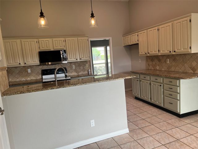 4605 Freeman Drive, The Colony, TX 75056