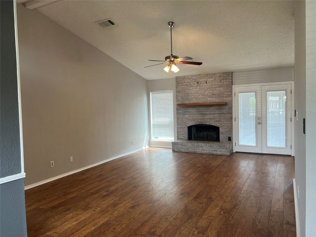 4605 Freeman Drive, The Colony, TX 75056