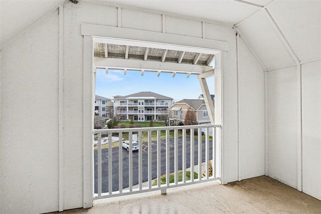 920 W Savidge Street 6, Spring Lake, MI 49456